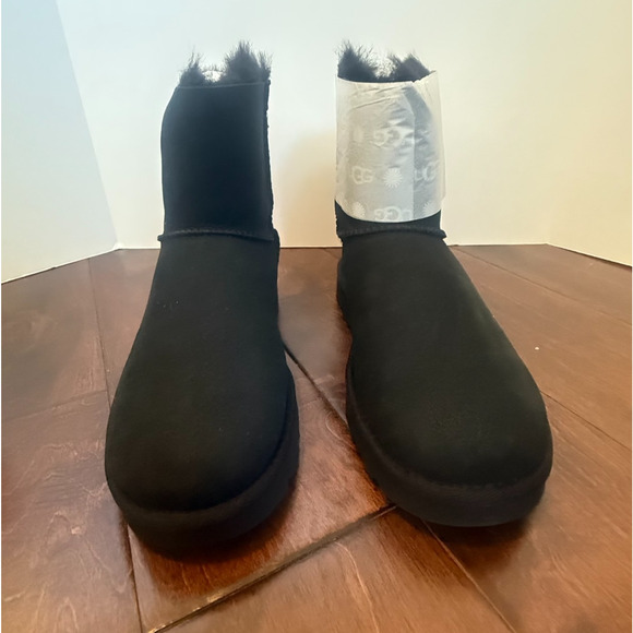 UGG Mini Bailey Bow II Black Suede Shearling Boots Women’s Size 7 New in Box - Picture 6 of 7